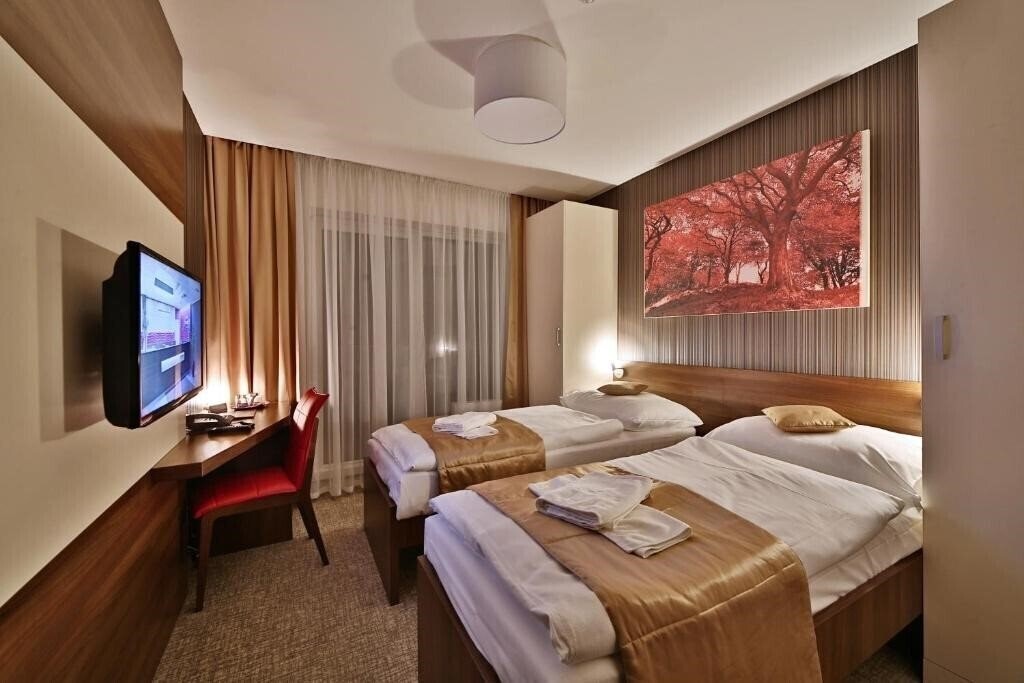 Отель Hotel Alexander 4*