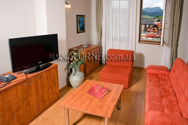 Готель Giga 4*