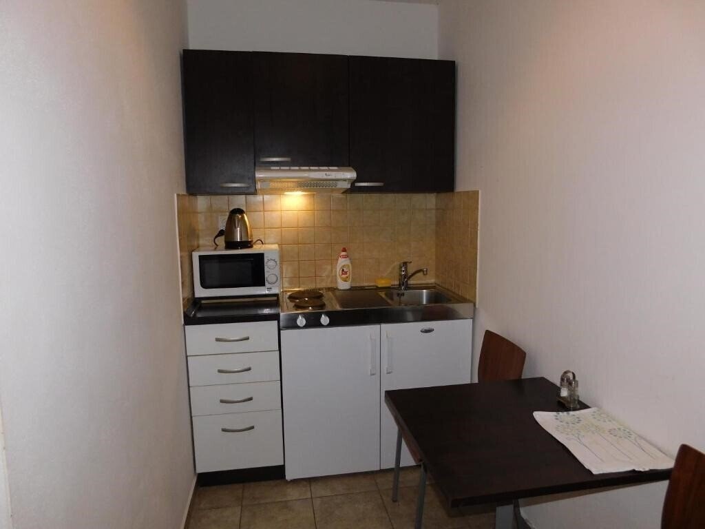 Фото Besenova Hotel 3*