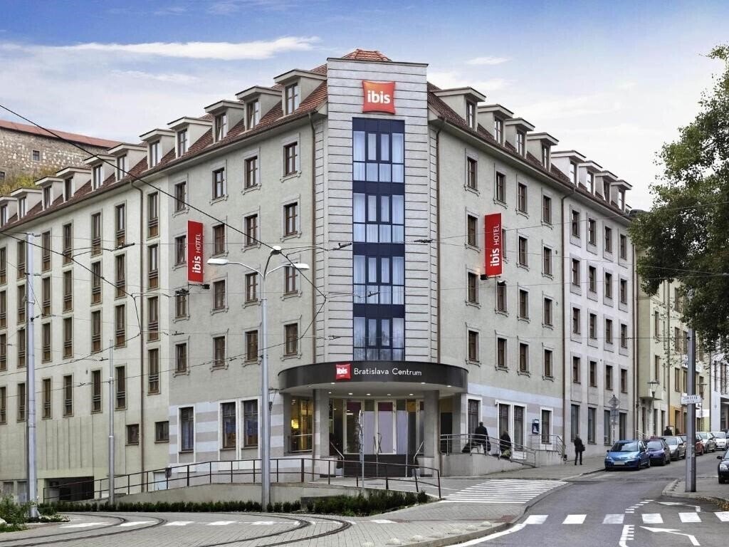 Готель Ibis Bratislava Centrum 3*