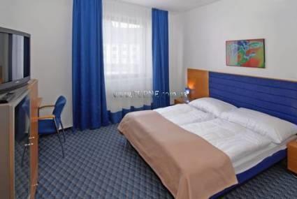 Фото President Hotel 3*