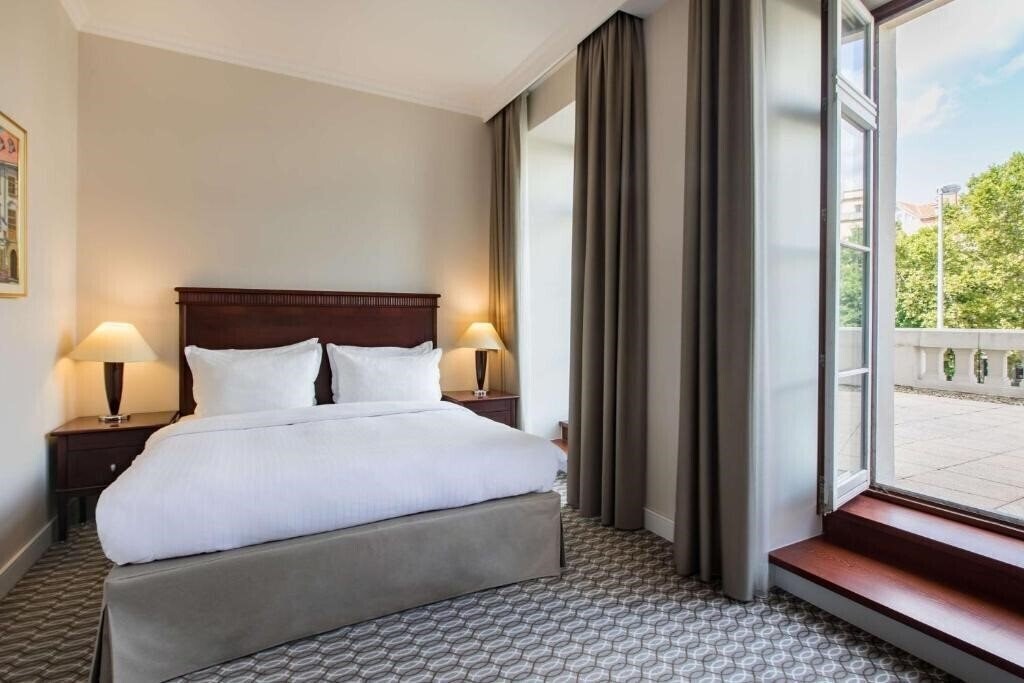 Изображение Radisson Blu Carlton Hotel 4*