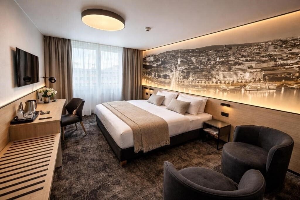 Фото Hotel Bratislava 4*