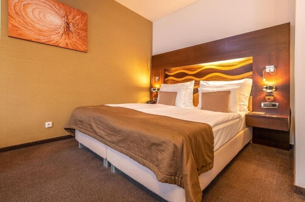 Изображение Danubia Gate Hotel 4*