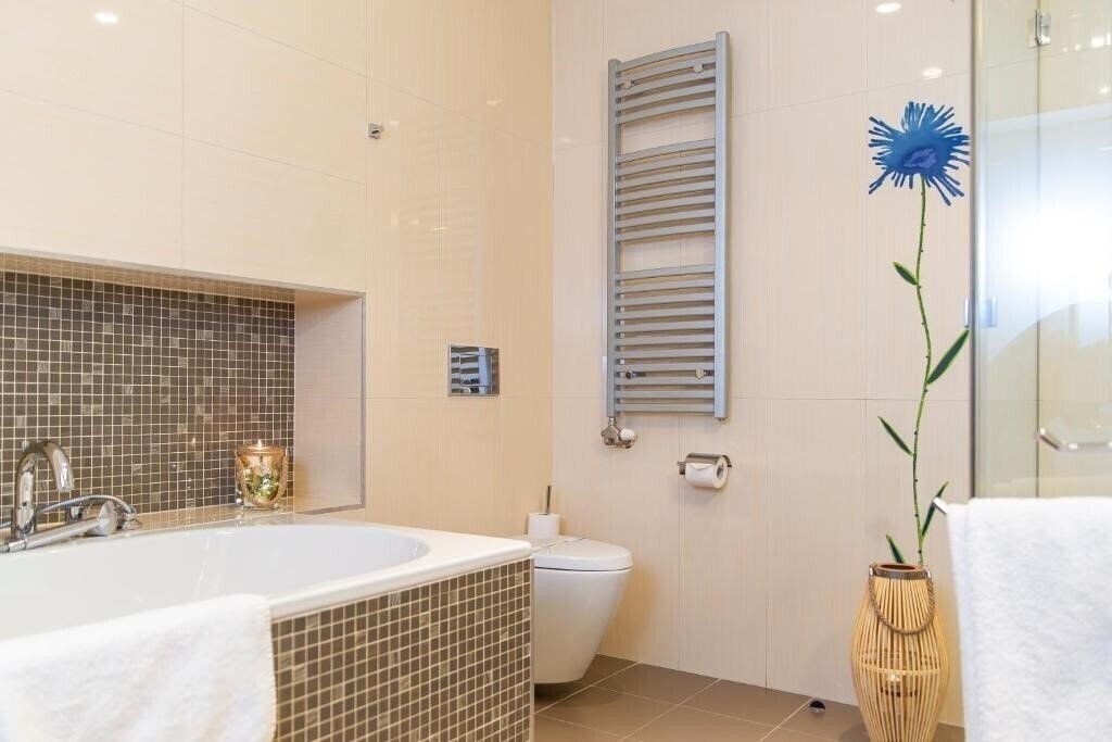 Картинка Avance 4*