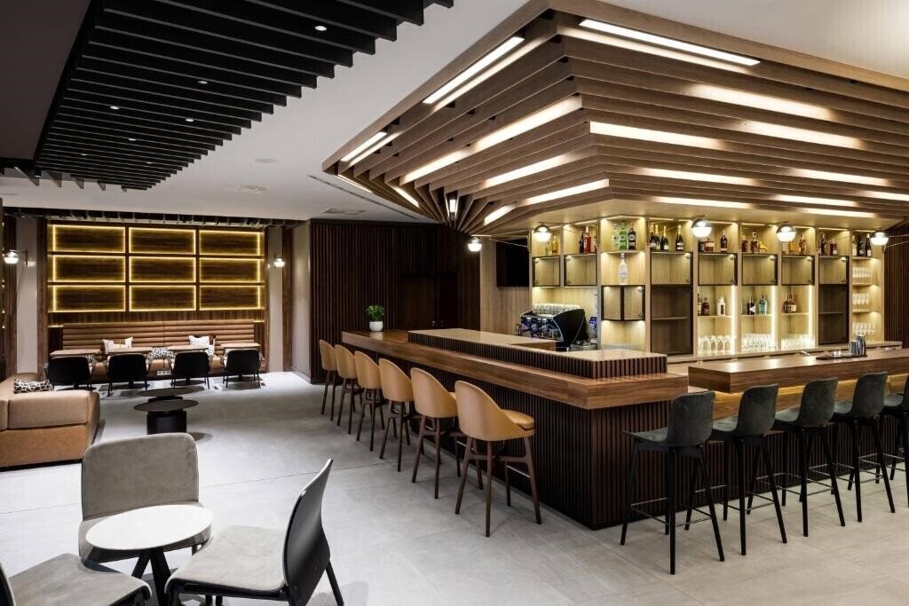 Изображение AC Hotel by Marriott Bratislava Old Town 4*