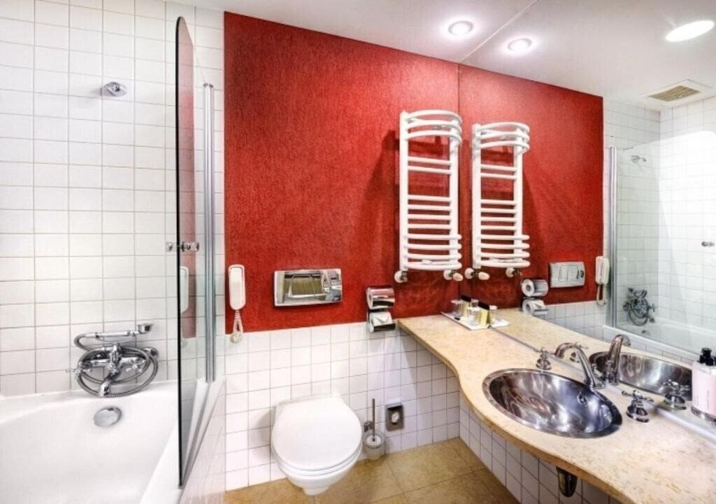 Фотография Hotel Tri Studnicky 4*