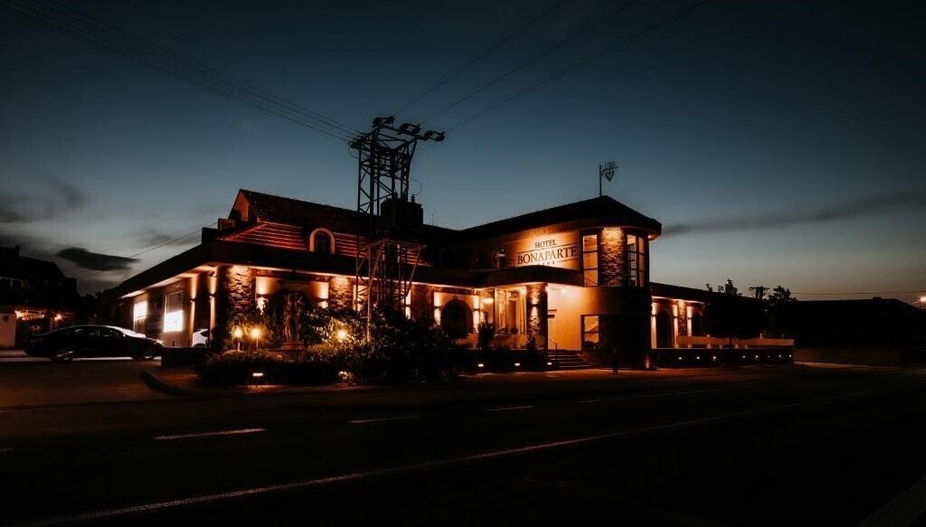 Отель Bonaparte Hotel 4* 4*