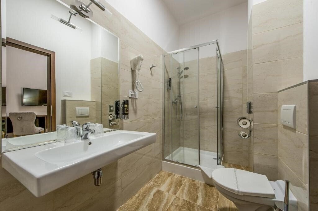 Фотография Hotel Black Horse (Presov) 4*