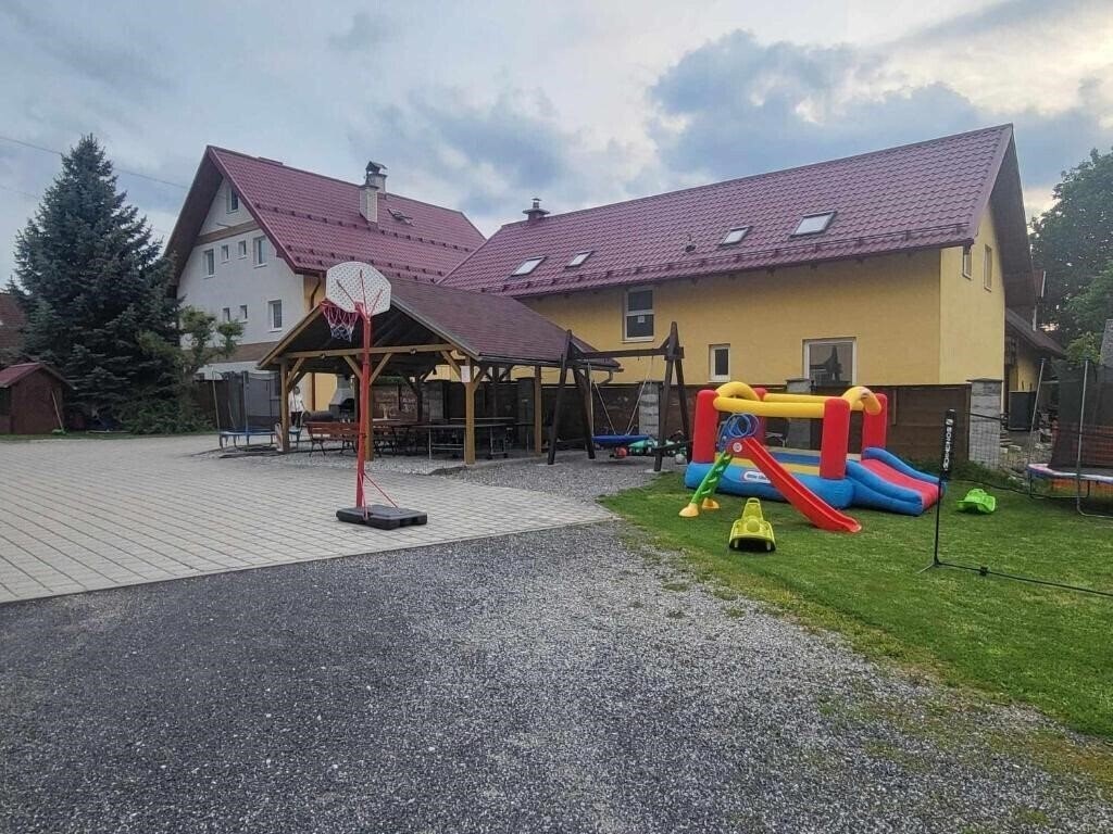 Готель Relax Jasna Penzion Apart 1*