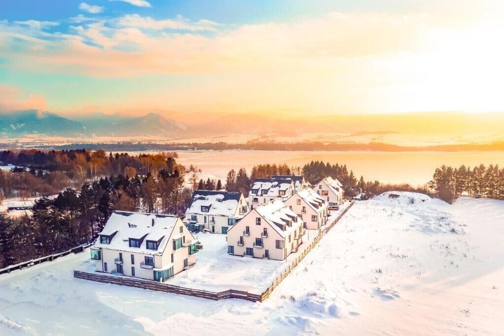 Отель Maladinovo Resort 3*