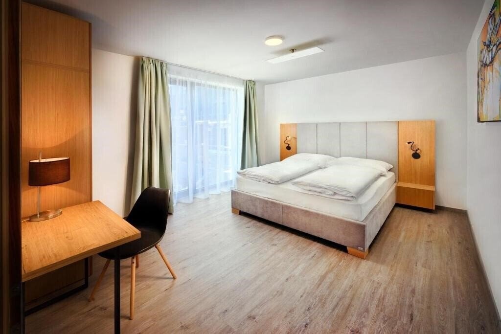 Картинка Maladinovo Resort 3*