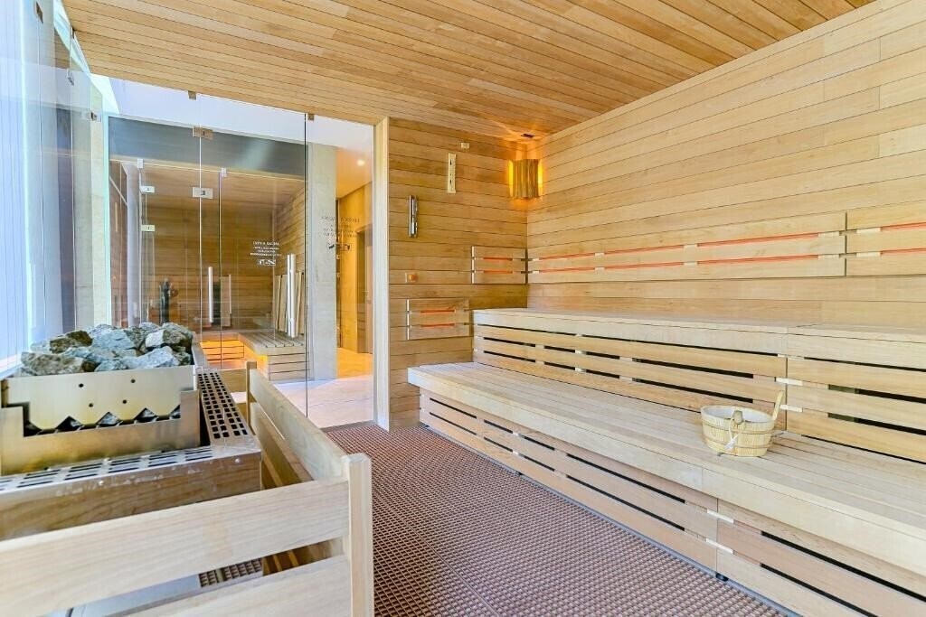 Фото Ensana Thermia Palace 5*