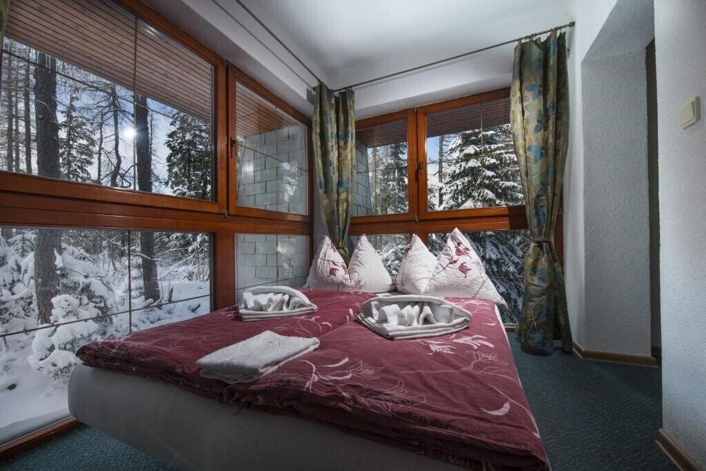 Фото Pleso 3*
