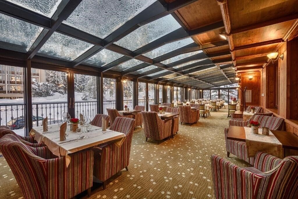 Фотографія Wellness Hotel Borovica 4*