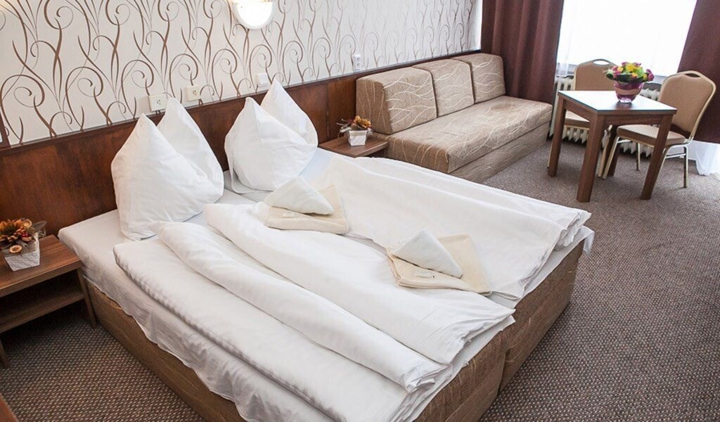 Фотографія Morava 2*