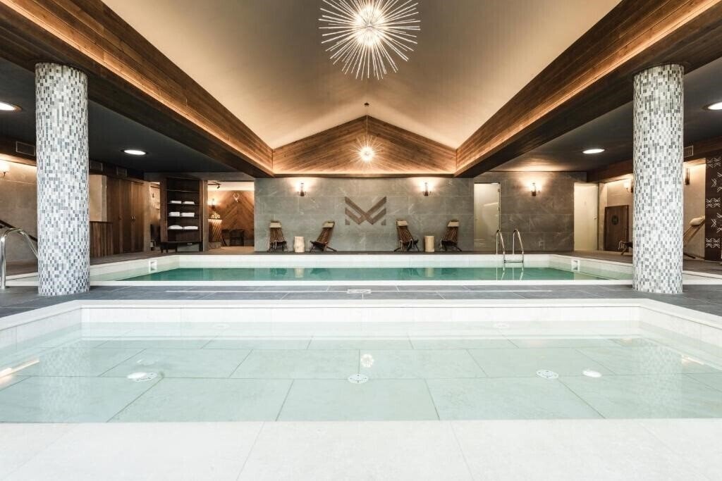Готель Arietes Marmont Resort 4*