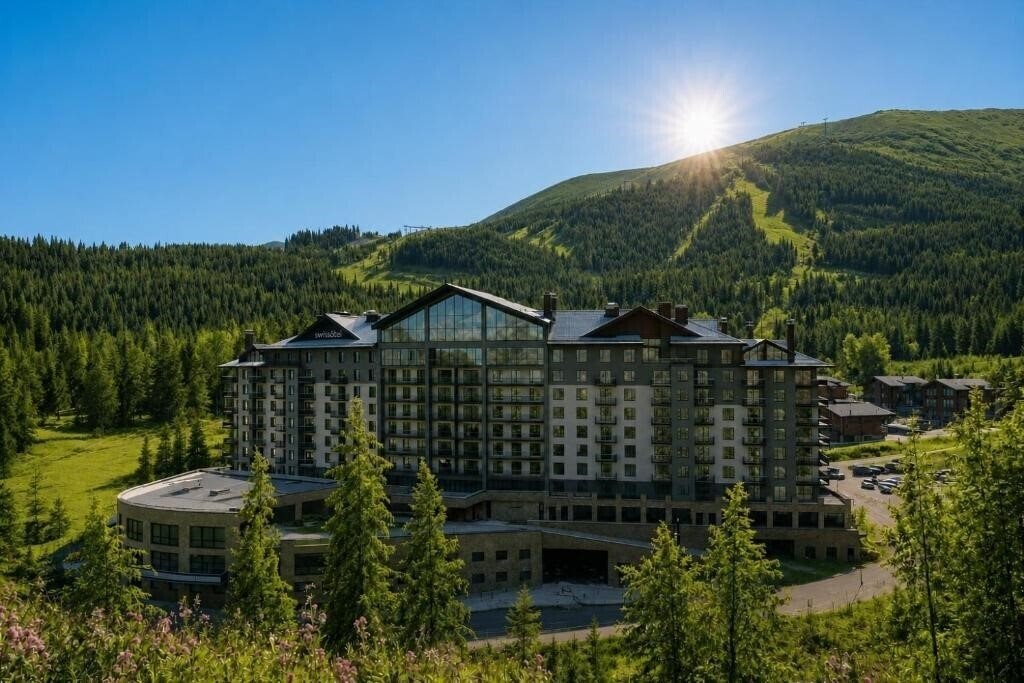 Отель Swissotel Damian Jasna 5*