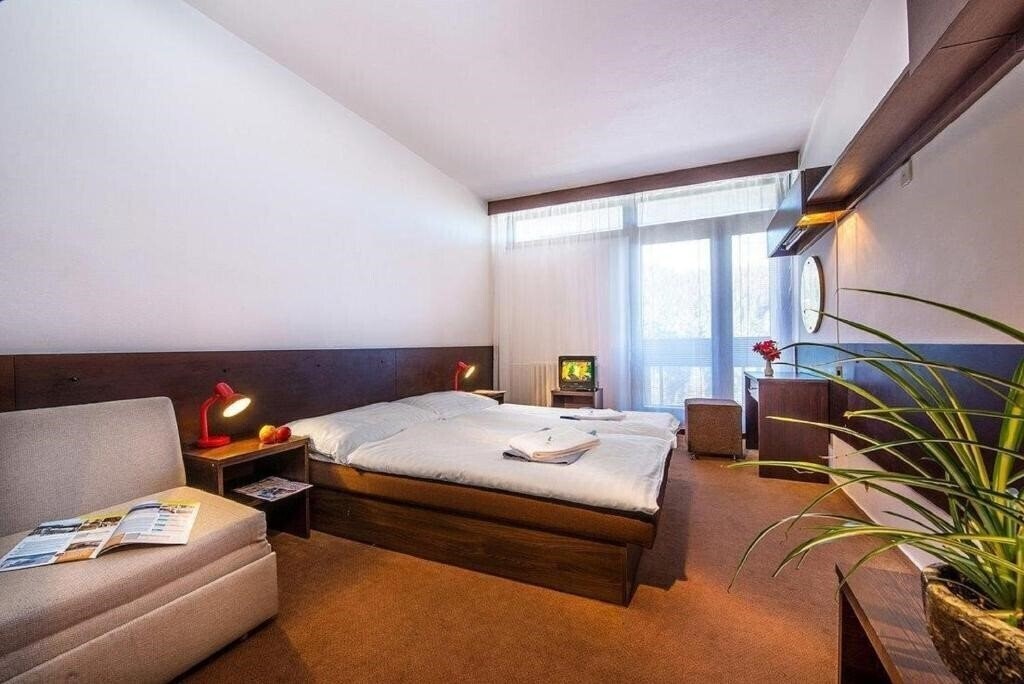 Готель Marmot Sorea Hotel (ex. Hotel Jan Sverma) 2*