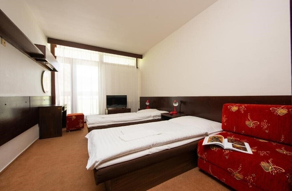 Фото Marmot Sorea Hotel 2*