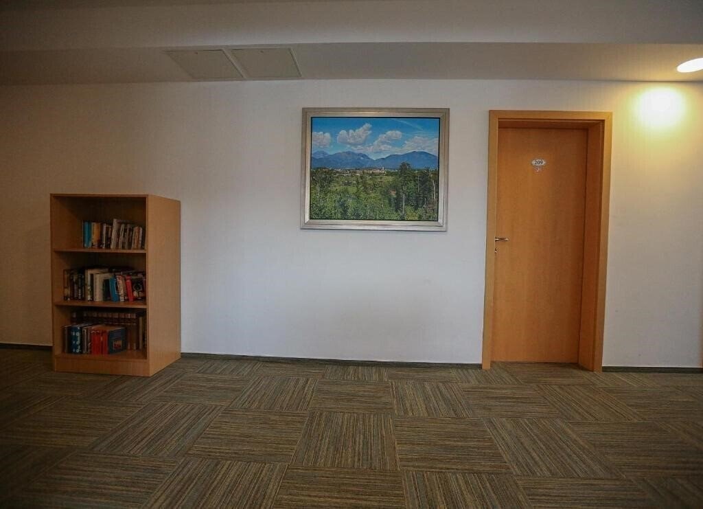 Картинка Grajski Dvor 3*