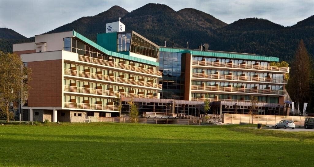 Готель Bohinj Eco Hotel 4*