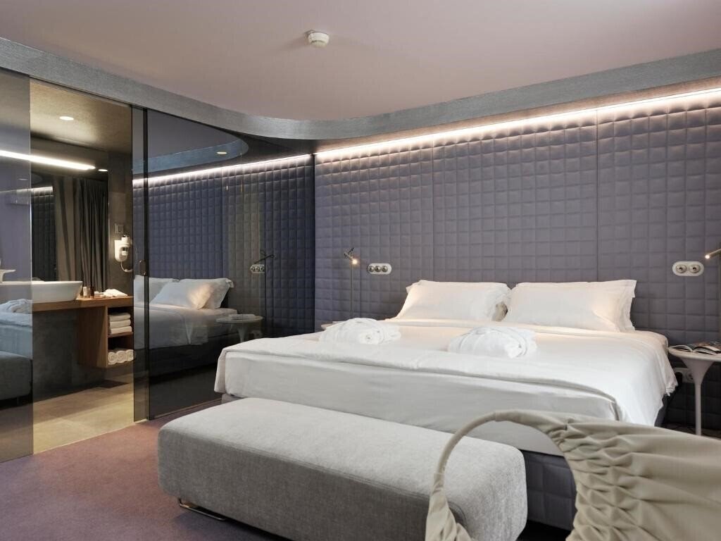 Фото Hotel Vander 4*
