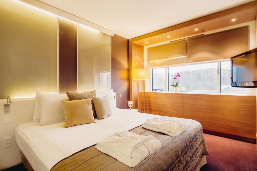 Готель Lev Hotel 4*