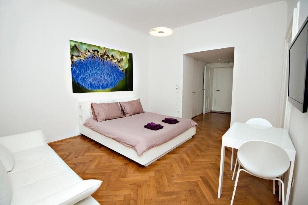 Готель Galeria River 3*