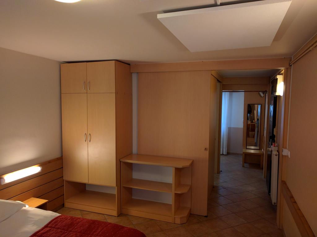 Готель Ljubljana Resort 3*