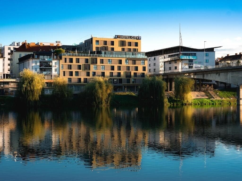 Готель Hotel City Maribor 4*