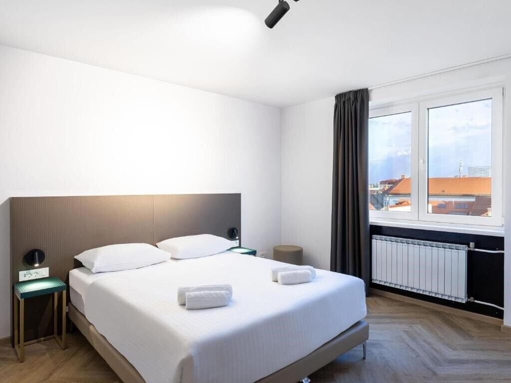 Отель B&B Hotel Maribor Orel 3*