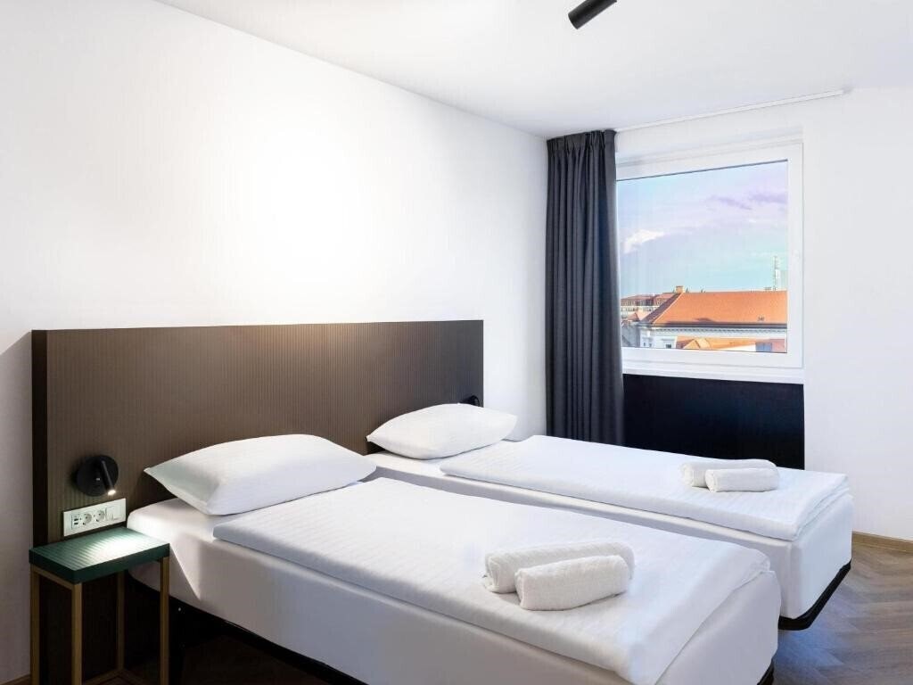 Изображение B&B Hotel Maribor Orel 3*