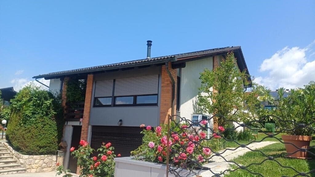 Готель Ajda 4*