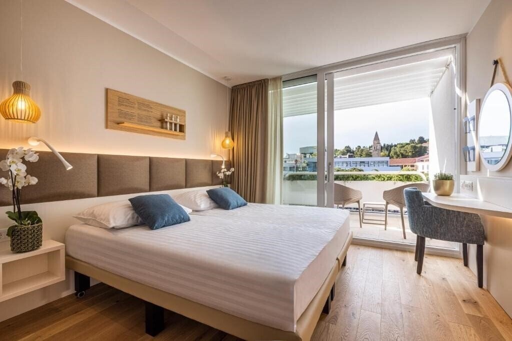 Фото Histrion 4*