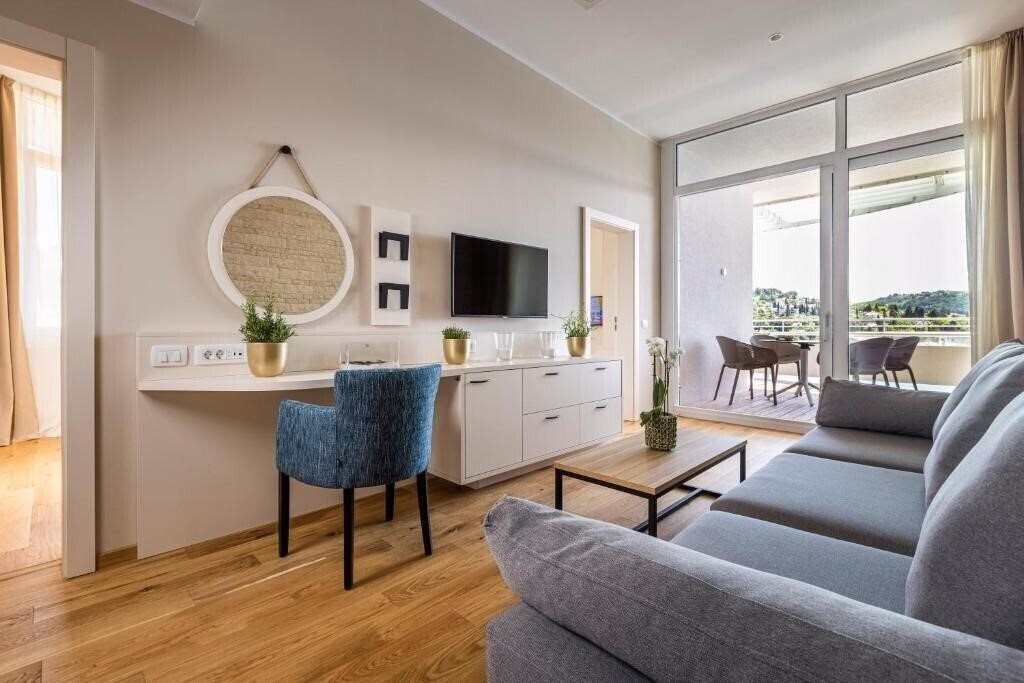 Картинка Histrion 4*