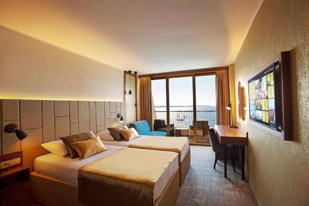 Фото Grand Hotel Bernardin 5*