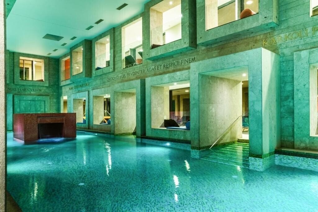 Изображение Rimski Dvor 4*