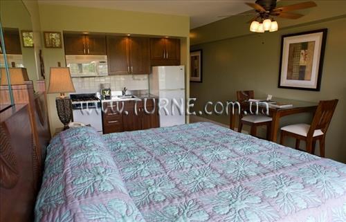 Готель Outrigger Waikiki Shore 4*