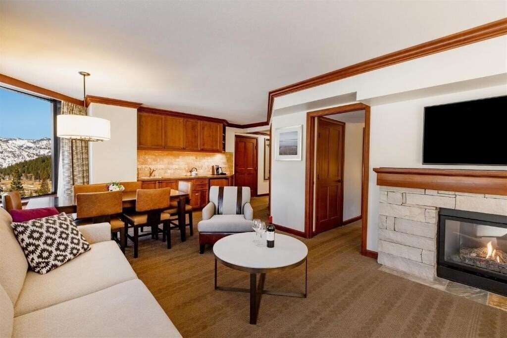 Фото Resort At Squaw Creek 5*