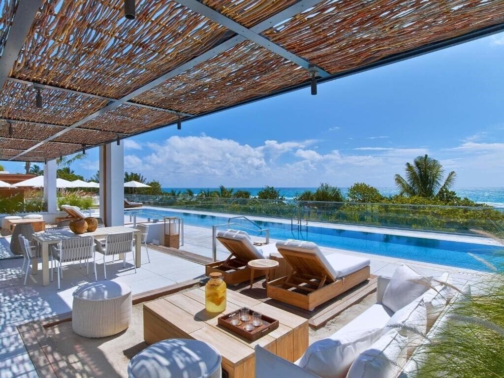 Фотография 1 Hotel South Beach 4*