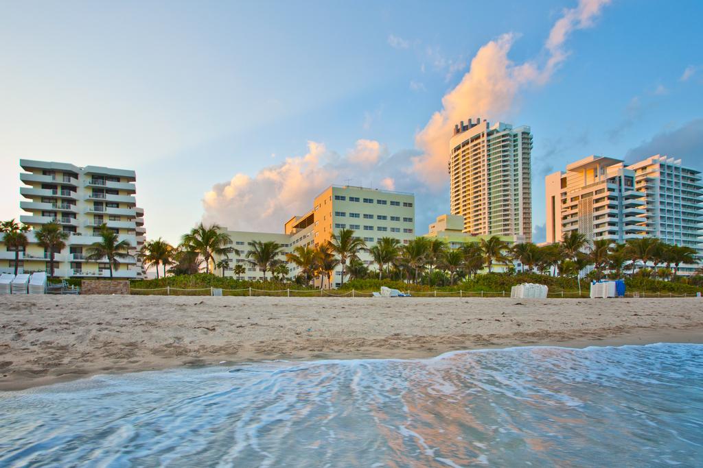 Отель Holiday Inn Miami Beach - Oceanfront 3*