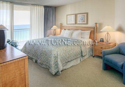 Отель Doubletree Ocean Point Resort & Spa 4*