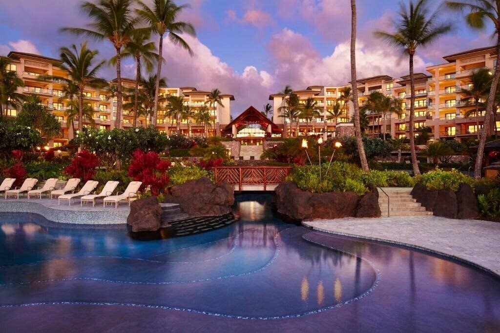 Отель Montage Kapalua Bay 5*