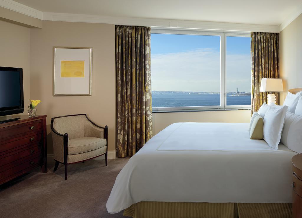 Готель The Ritz Carlton New York Battery Park 5*