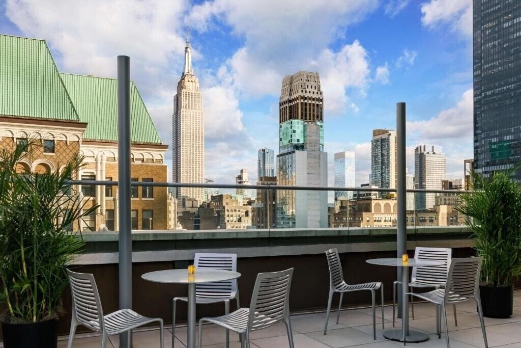 Зображення Doubletree By Hilton New York Times Square South 3*