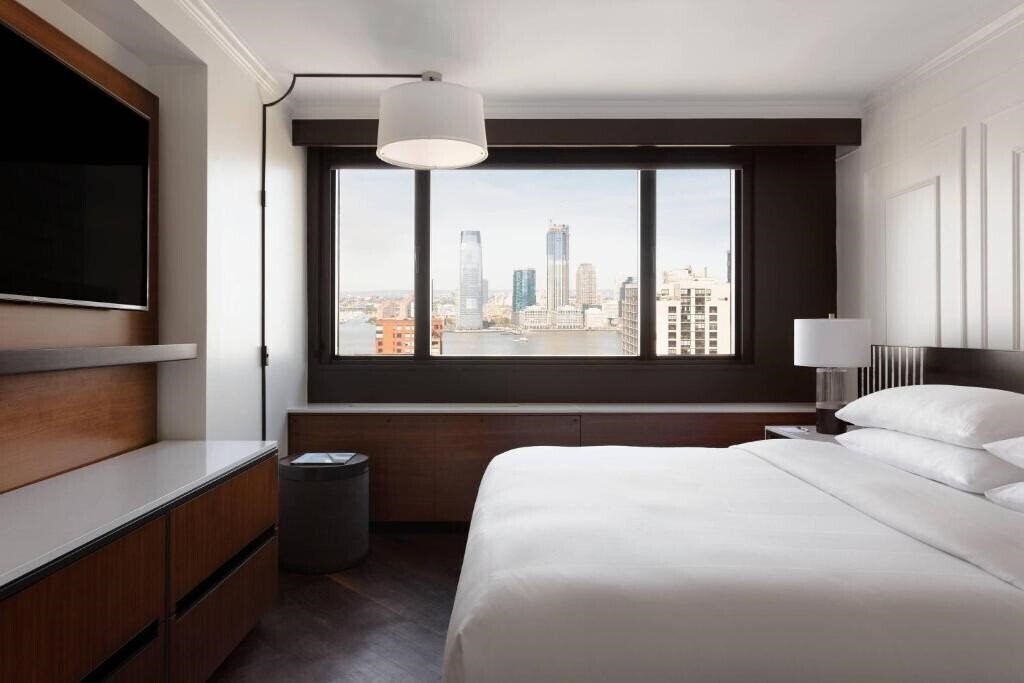 Готель New York Marriott Downtown 4*
