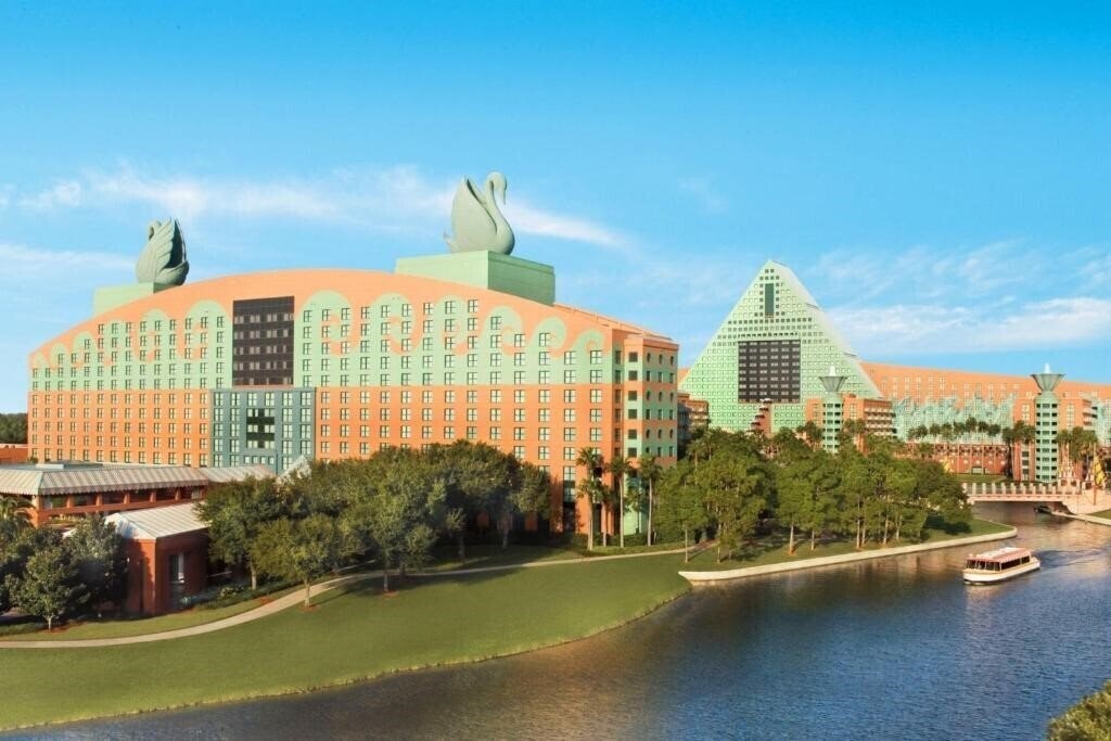 Отель Walt Disney World Swan & Dolphin 5*