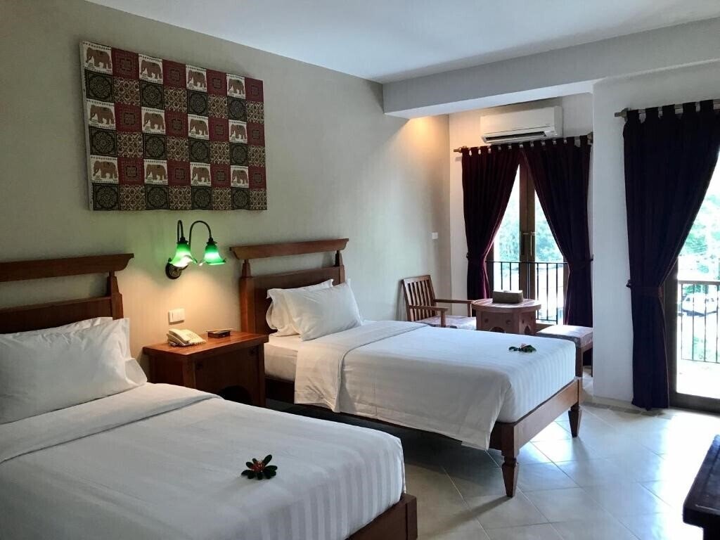 Картинка Aonang Colors Hotel Krabi 3*