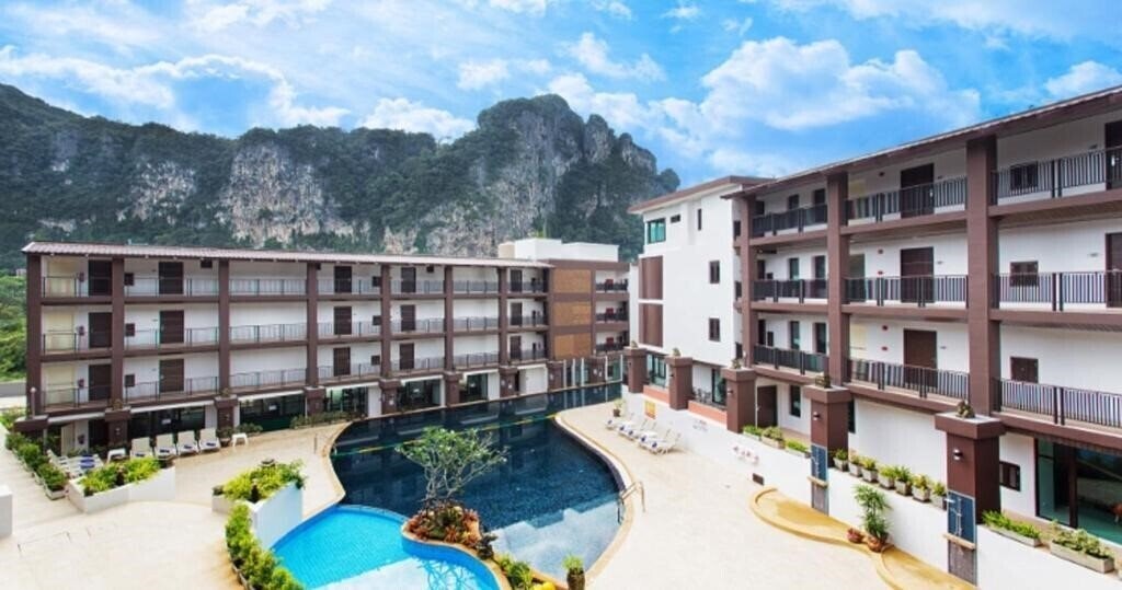 Готель The Lai Thai 4*